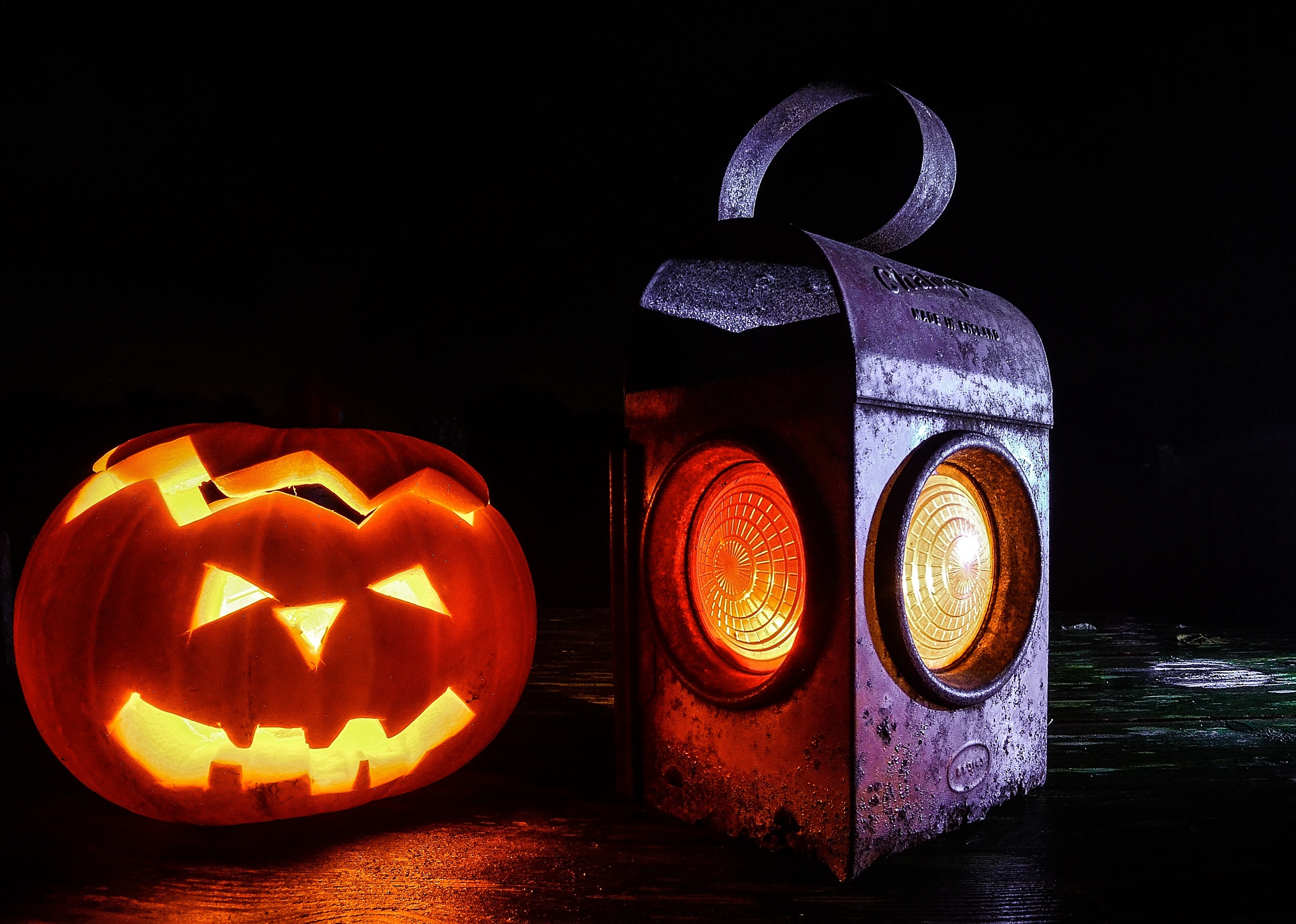 Halloween pumpin lantern - blog - Lookforsmile.com